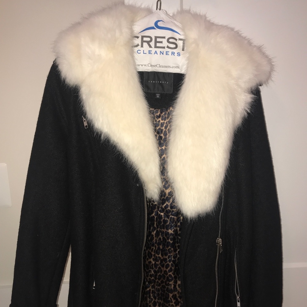 Cozy Coat (Christmas special only)